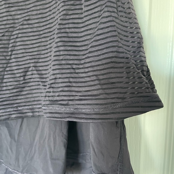 Lululemon double layered plum colour tank - Picture 2 of 3